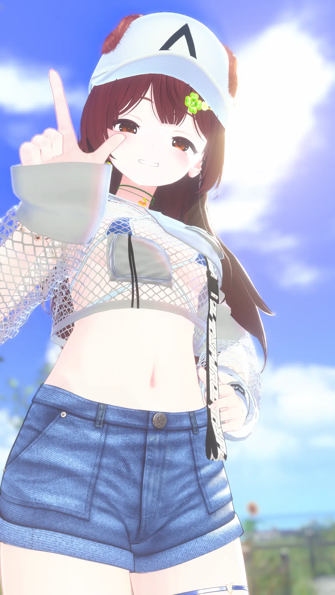 メッシュのトップスに水着デニムコーデ