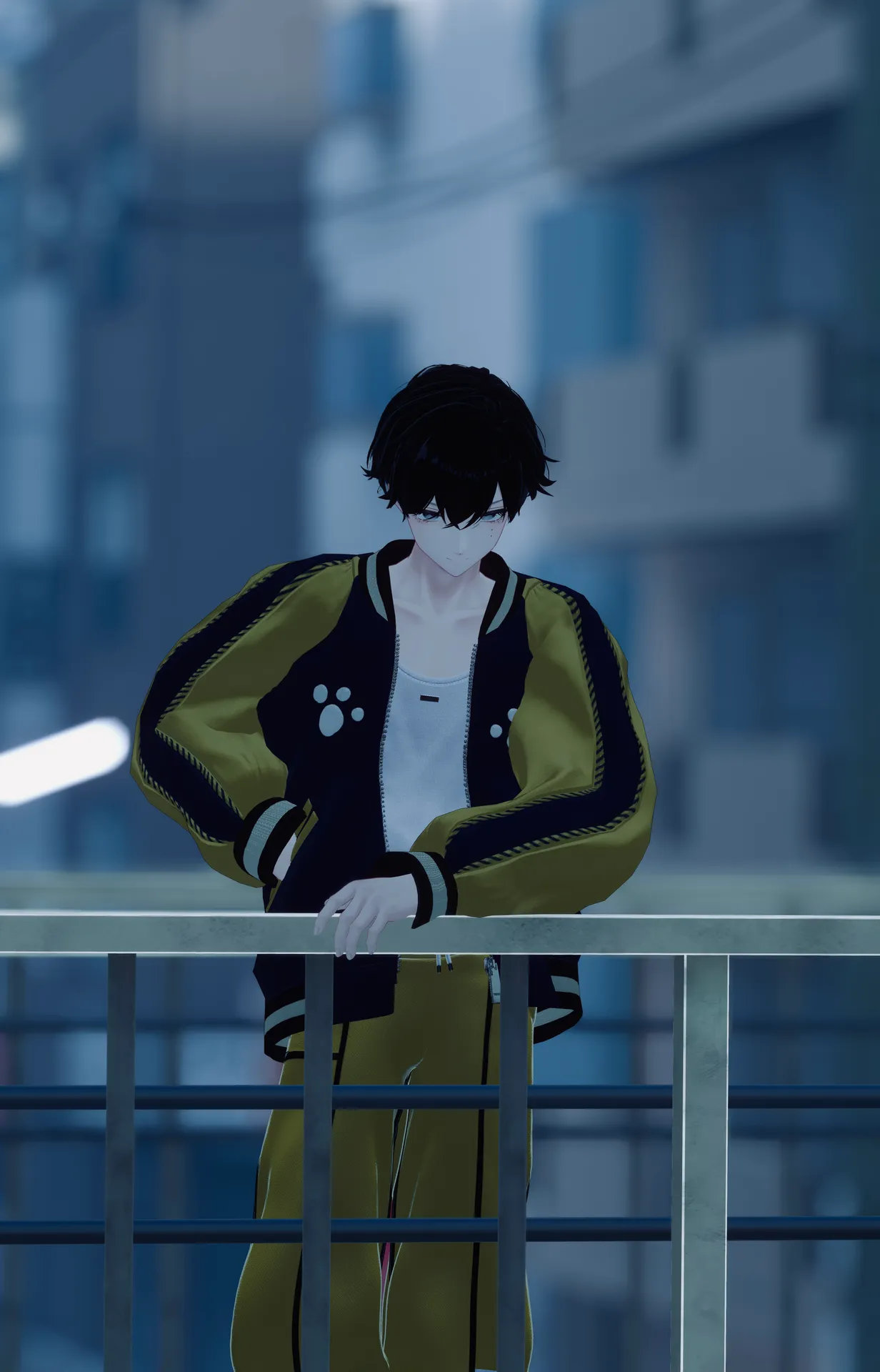 街からは、まだ夜の香りがする。